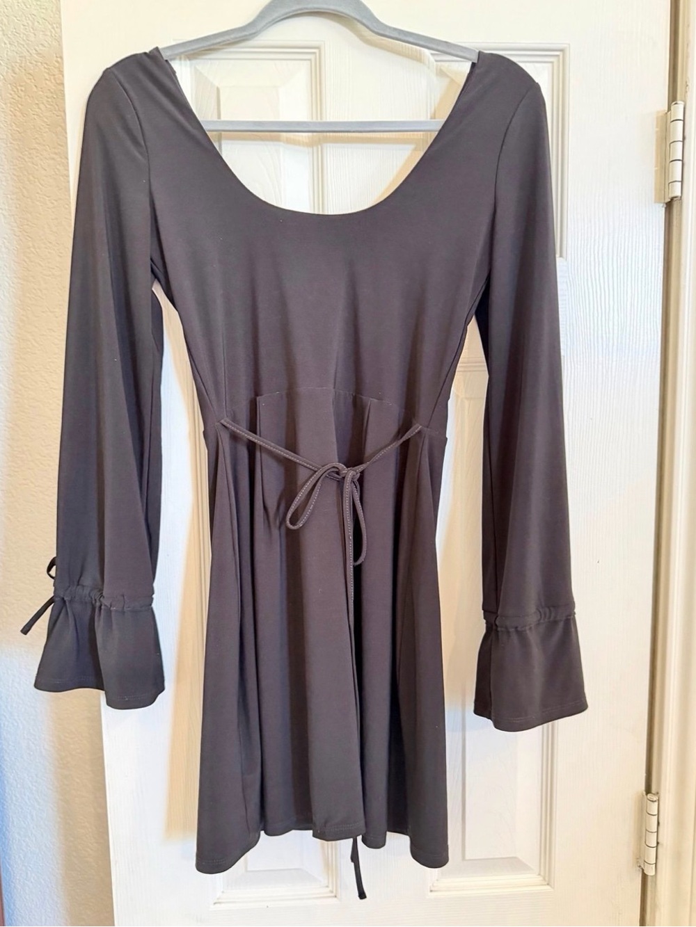 AYM Dress - Picture 2 of 2